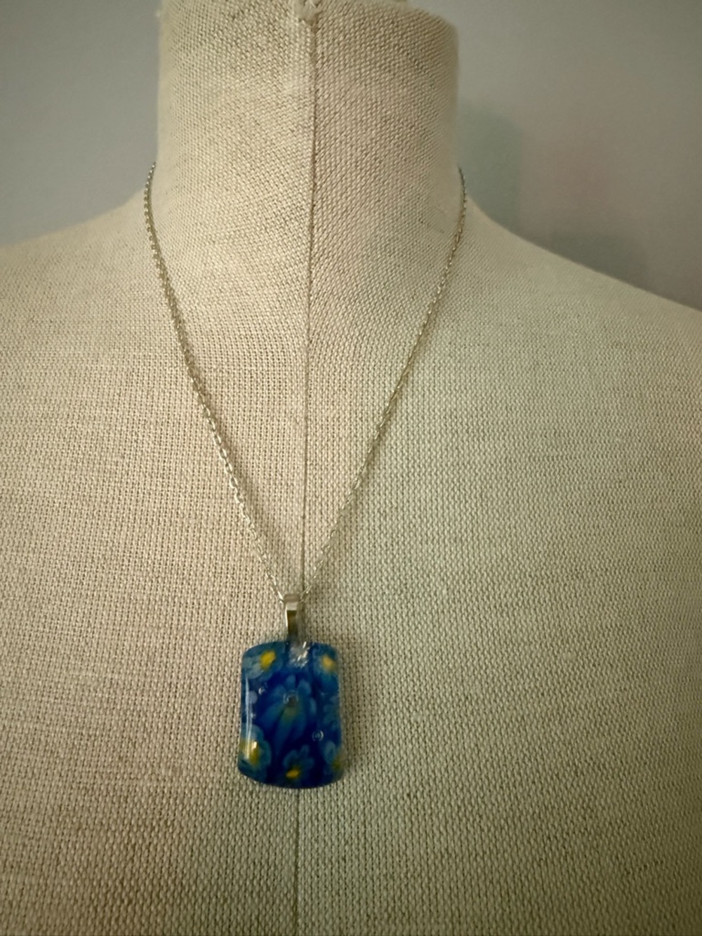Blue Floral Glass Pendant Necklace - Silver Chain - Picture 3 of 4
